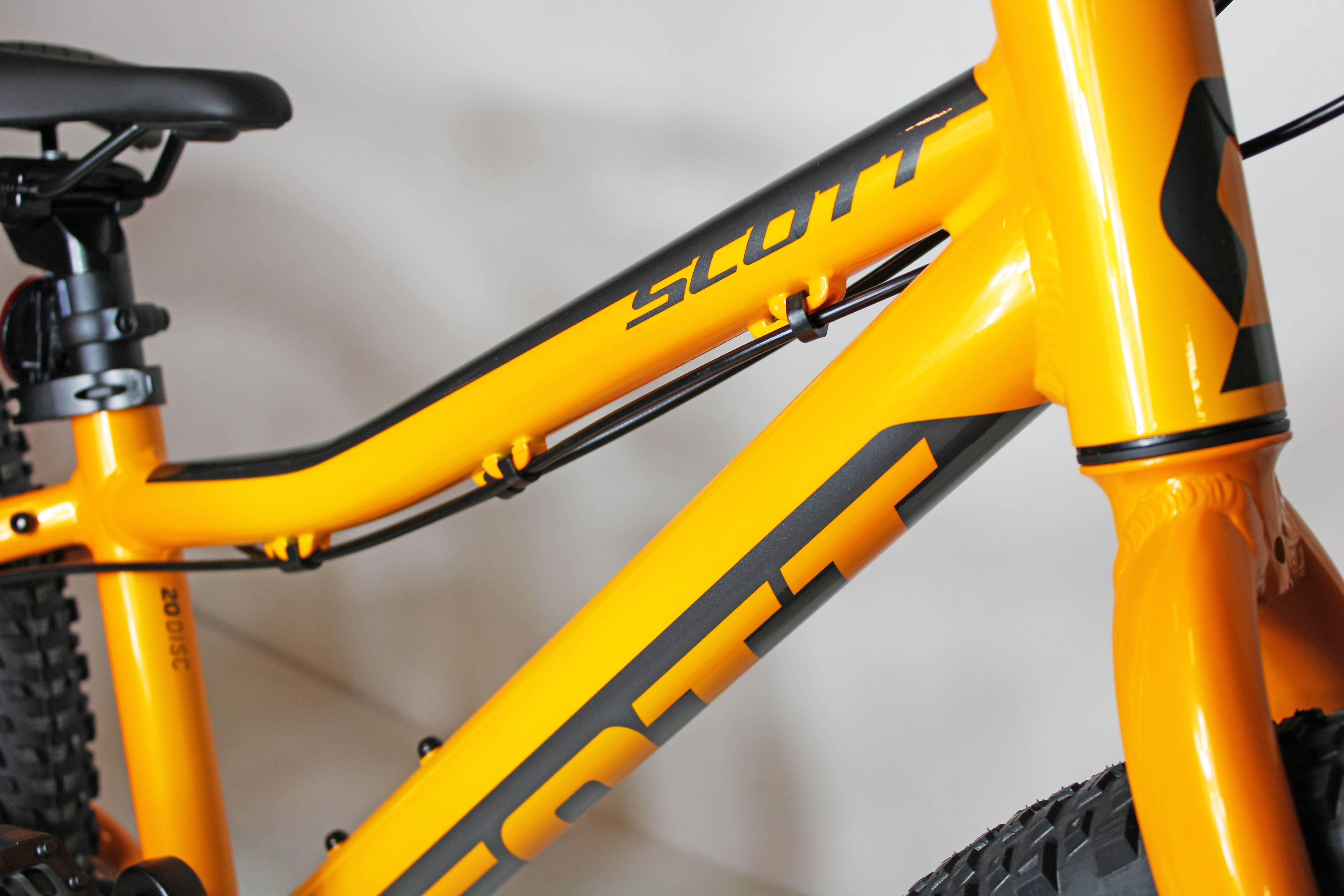 Scott Scale 20" Rigid Orange Rea Nu