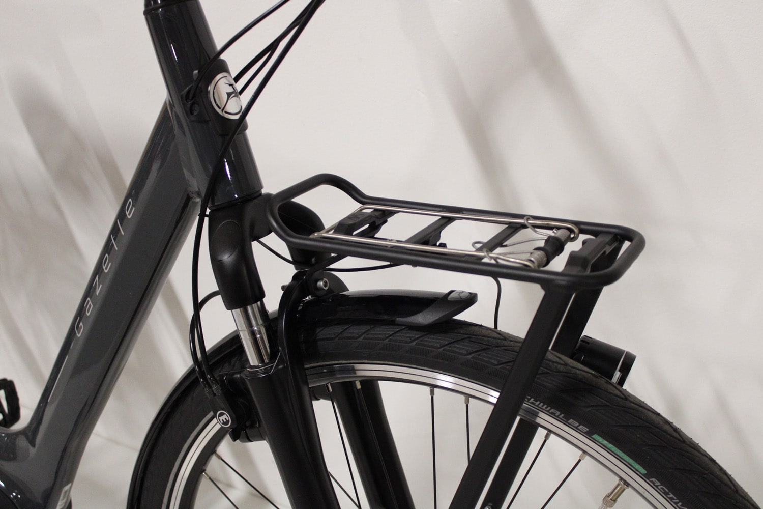 Gazelle Arroyo C7+ HMB Grå